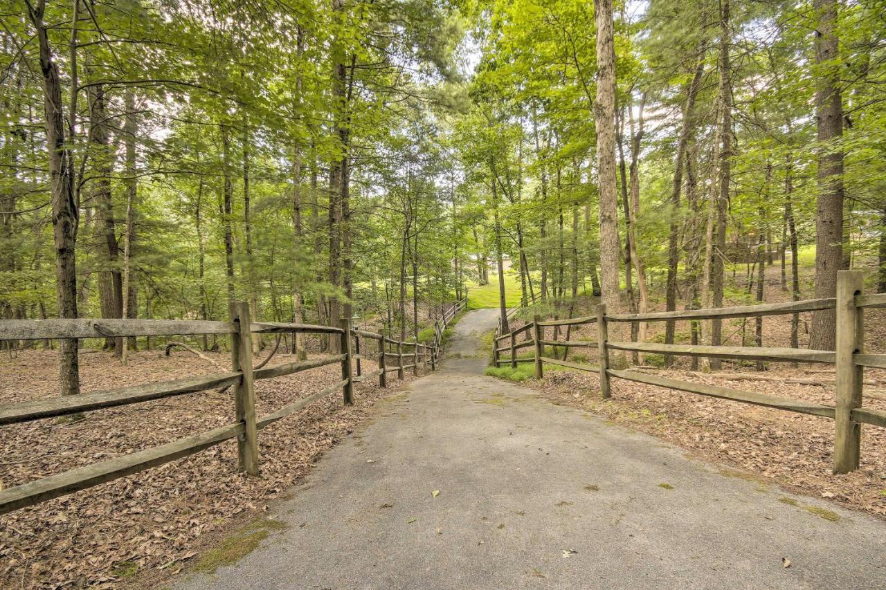 Creekside Berkeley Springs Cabin On 35 Acres! Εξωτερικό φωτογραφία